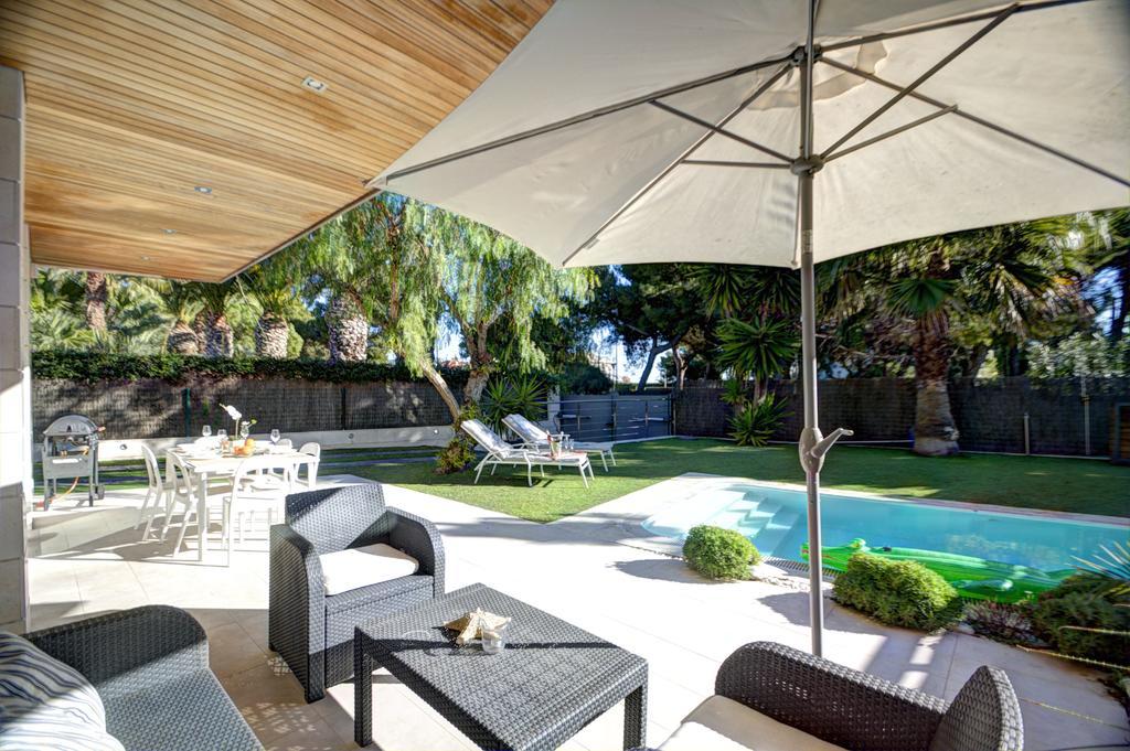Villa Tarantino Sitges Extérieur photo