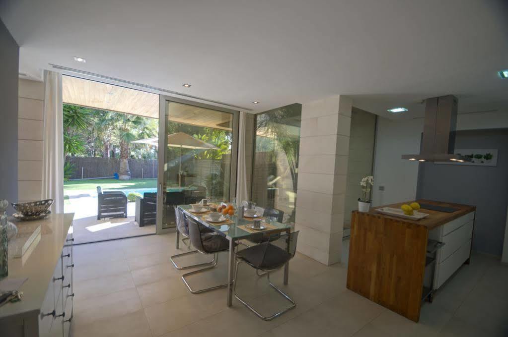 Villa Tarantino Sitges Extérieur photo